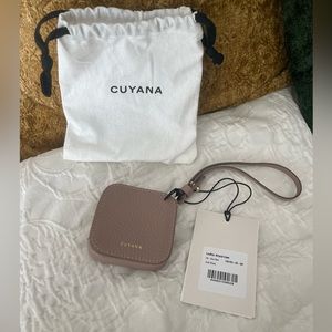 Cuyana Leather AirPod Case (Soft Rose) NWT